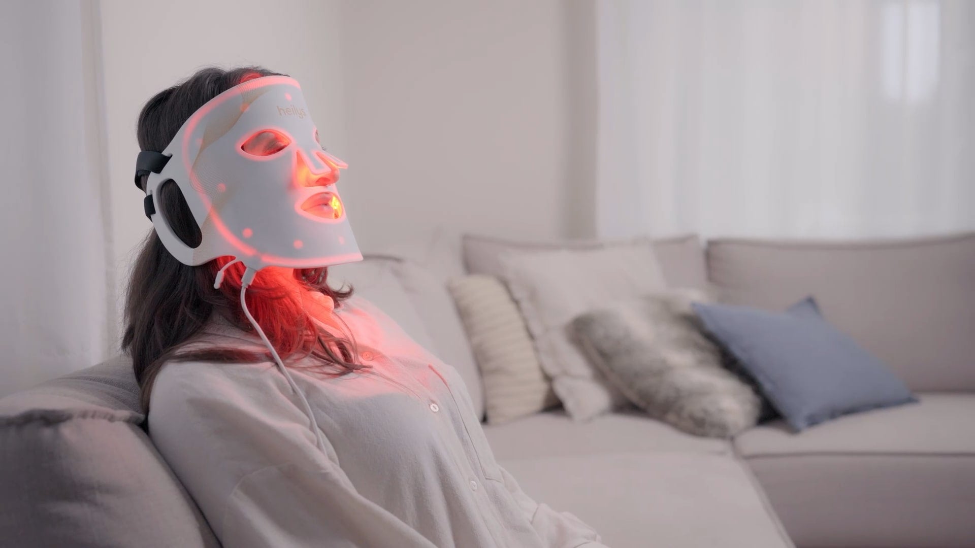 Red Light for Pimples – Small Daily Rituals
