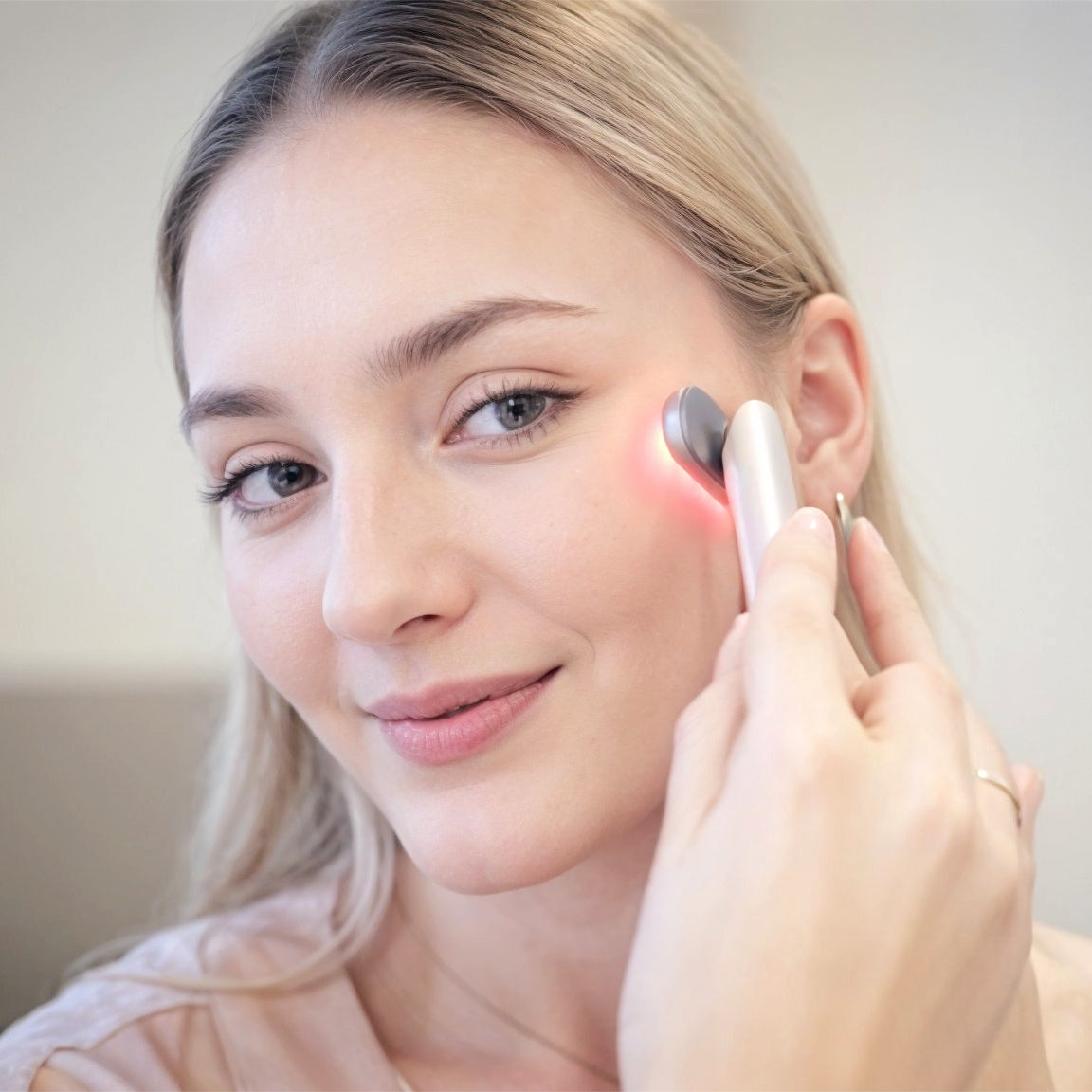 heilys_FaceWand.jpg